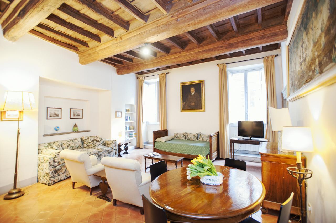 Cartari Apartment *